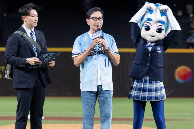 台灣大哥大3400人家庭日首度移師大巨蛋 賽後SUPER JUNIOR-L.S.S.與孝琳接力開唱