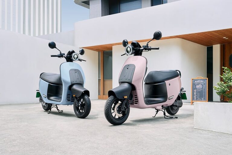 電動機車銷售冠軍！Gogoro EZZY莫蘭迪新色「淺粉、灰藍」絕美上市