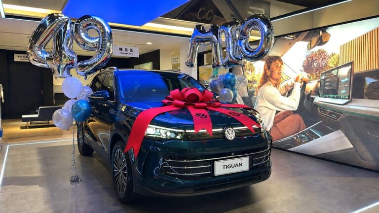 Volkswagen狼堡工廠八十年再創新里程碑！第4900萬輛車今年下線、驚喜成為台灣車主座駕