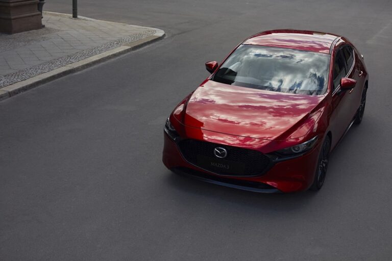 2027年式Mazda3售價88.8萬起展開接單！導入旗艦安全科技、再添「天際灰」新色