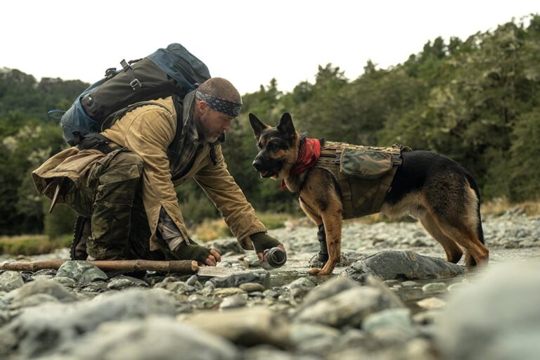 布萊德彼特《野獸之心》接受完整軍事與求生訓練、真實程度堪稱教科書等級！