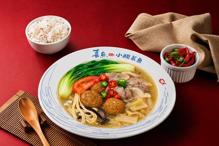 經典台味遇上果香酸湯！喜魚小酸菜魚推出「酸白菜獅子頭」、一口吃進酸香「雙重肉感」