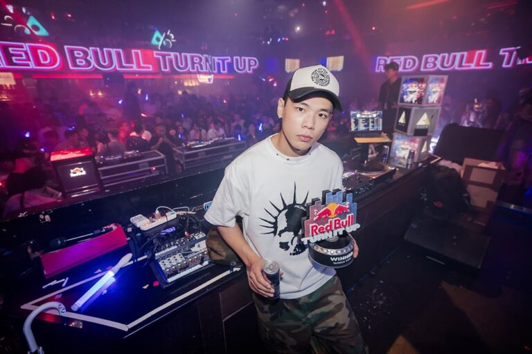 經典金曲連發嗨翻！DJ PONY奪下Red Bull Turn It Up台灣大賽冠軍