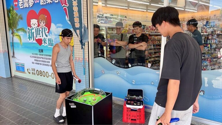 萊爾富全台百家門市11/1起開放成為戰鬥陀螺比賽新據點！「CX-01、CX-14」限量開賣