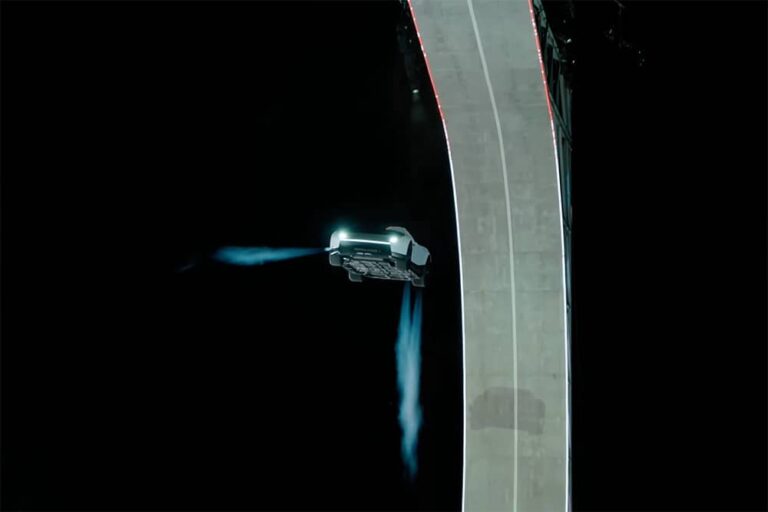 突破物理極限的終極火箭車！全新Tesla Roadster發表會亮點總覽